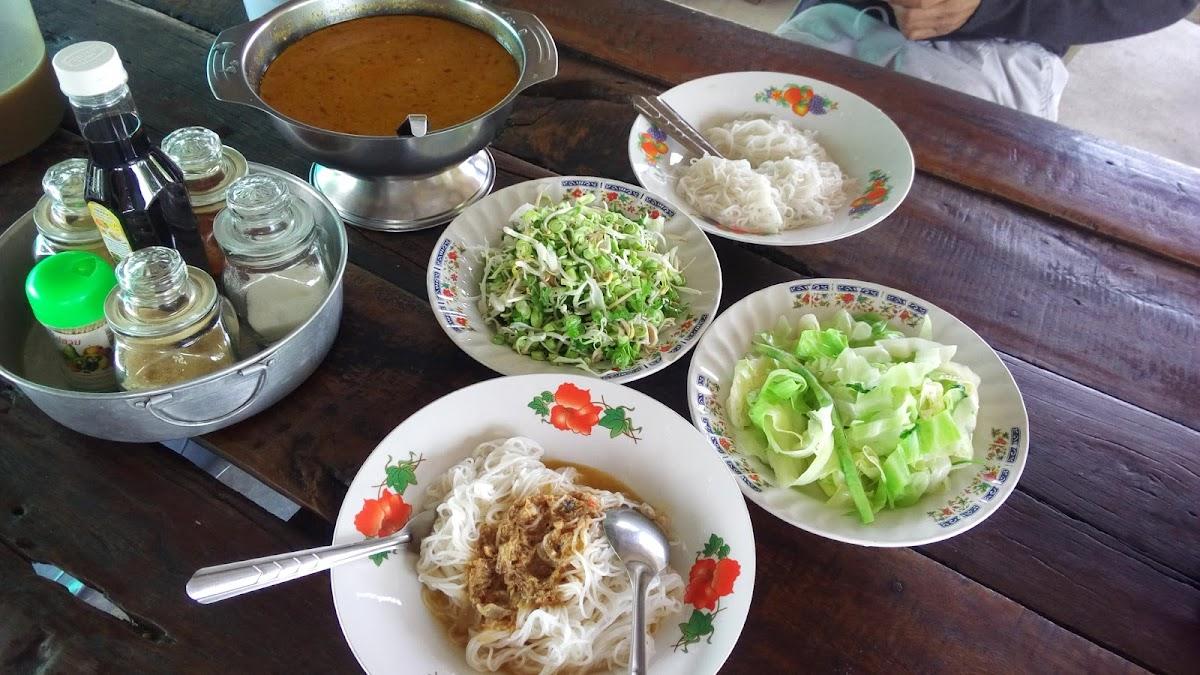 หาดทรายทอง