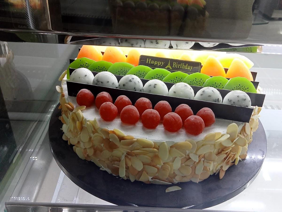 Classic Cakes