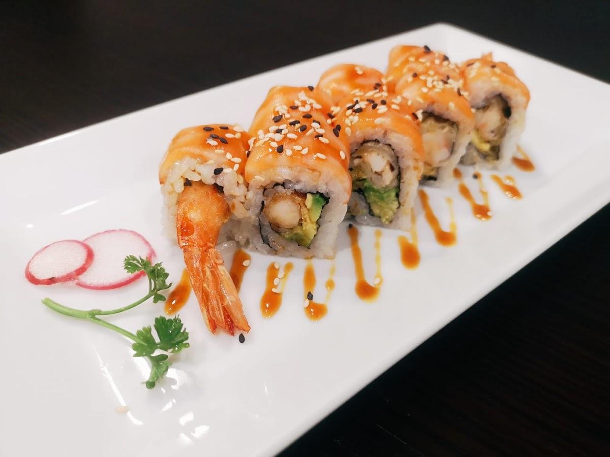 Amici del Sushi Asian Restaurant