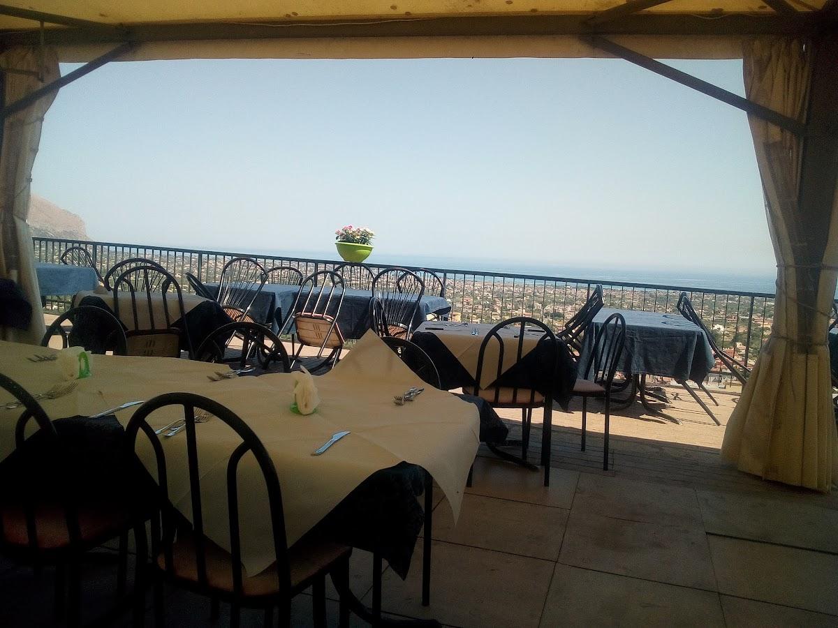 Miramare restaurant Bar Pizzeria Carini