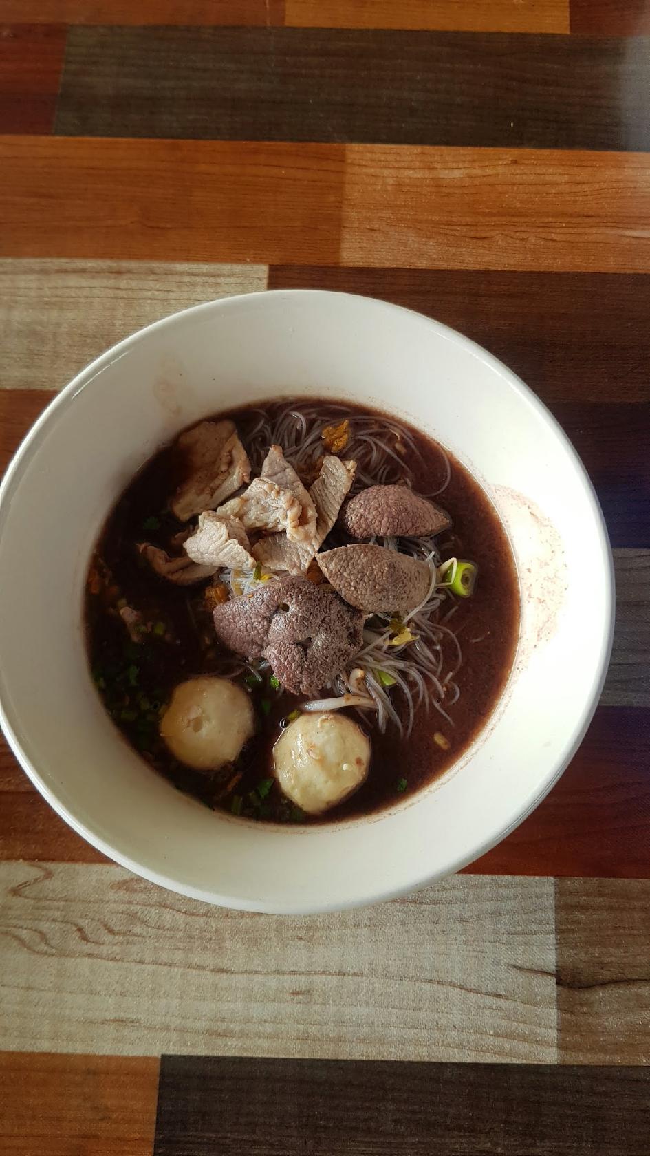 ร้านก๋วยเตี๋ยวหมูน้ำตก อาหารตามสั่ง(ซอยบางคราม บ้านป้าล้วน)