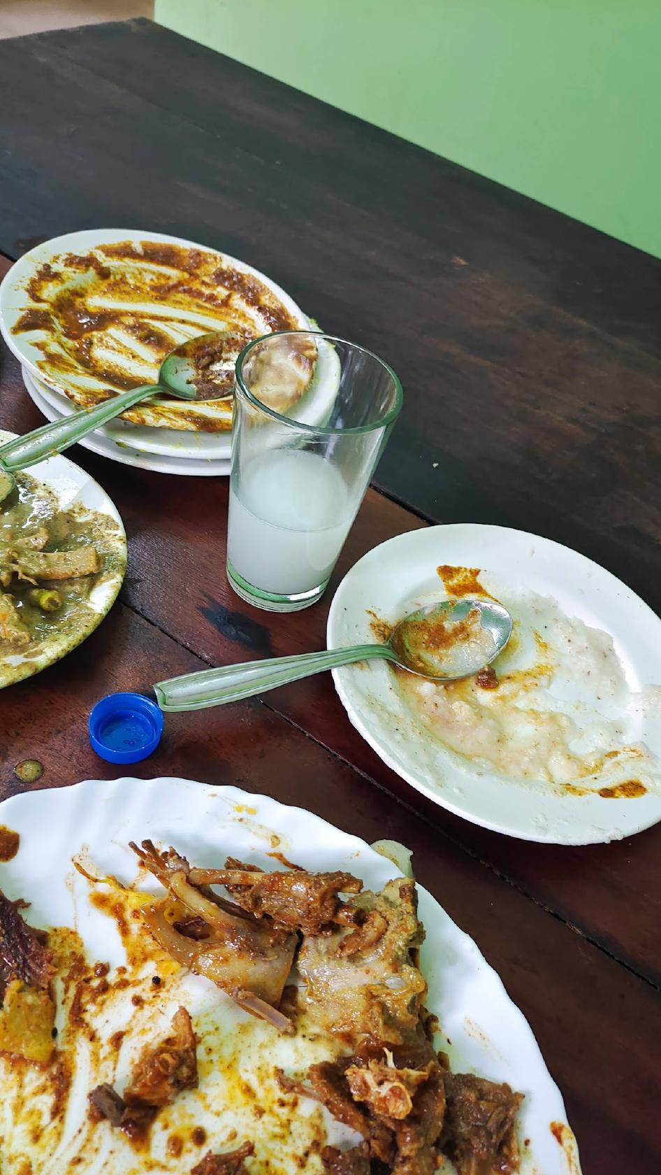 Vayaloram Toddy shop and family restaurant