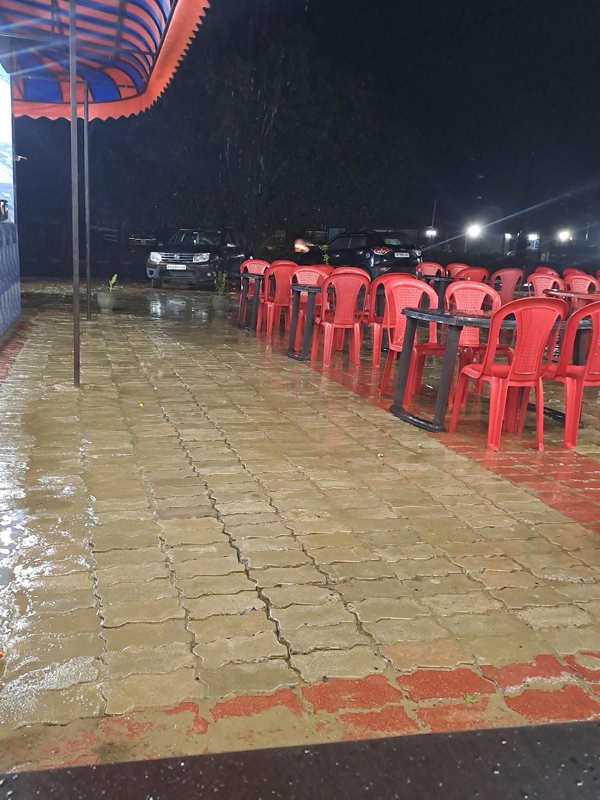Gokul Dhaba [ गोकुल ढाबा शुद्ध शाकाहारी ]