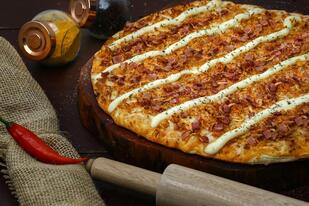 Athayde Pizza's