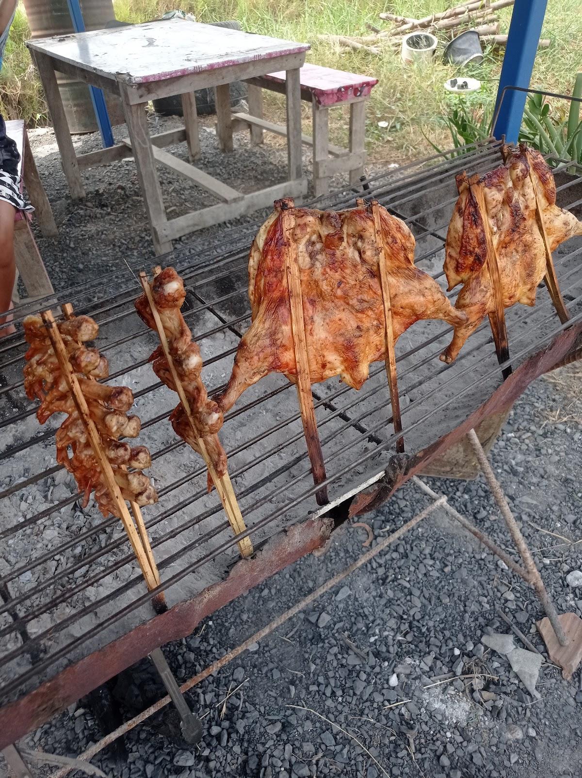 ร้านไก่ย่างวิเชียรบุรีแม่เจี๊ยบ
