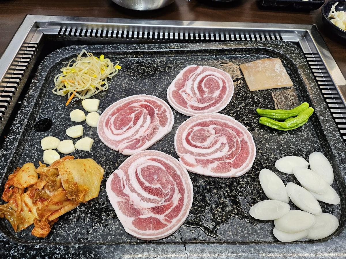 Kkochsamgyeob