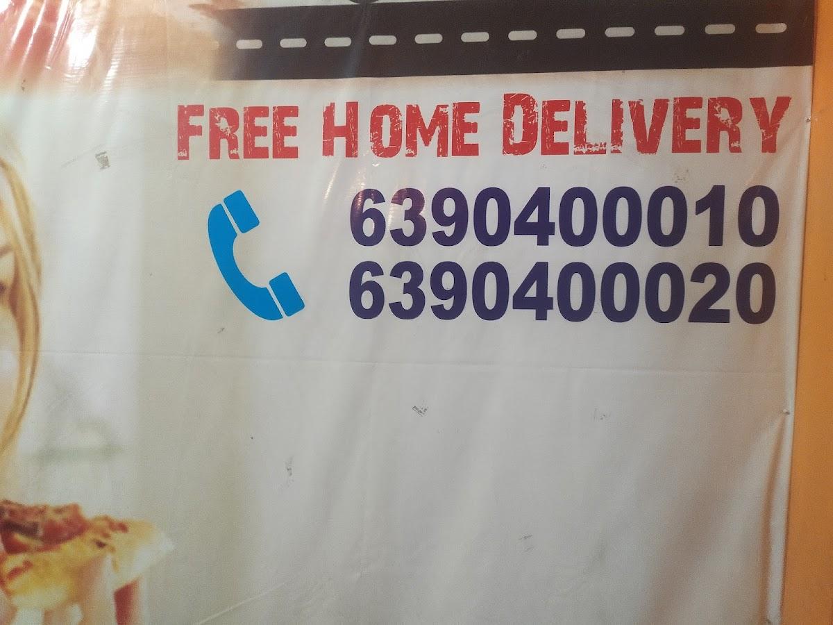 Amazing pizza Mohanlal ganj Lucknow