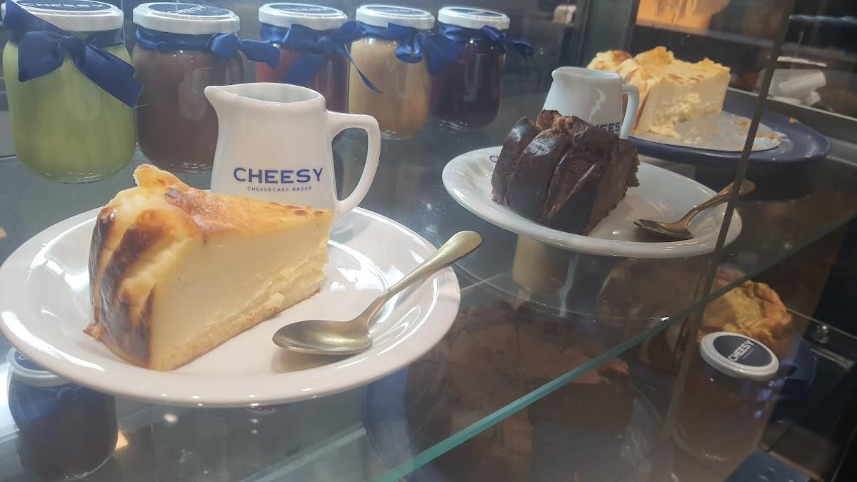 CHEESY - Cheesecake Basco - Tarta Basca (Rio Design Barra)