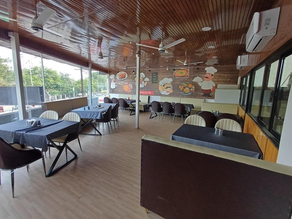 Namak family Garden Restaurant