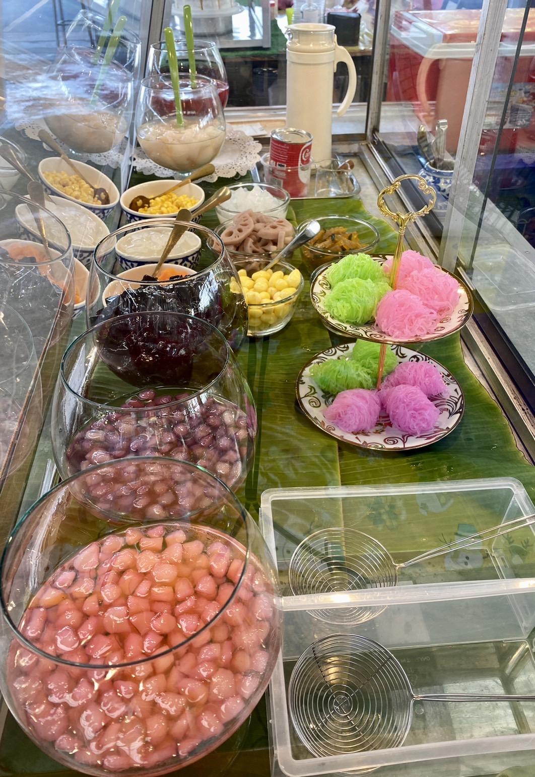 ร้านเจ้าพายุทับทิมกรอบแห่งแรกในพานทอง