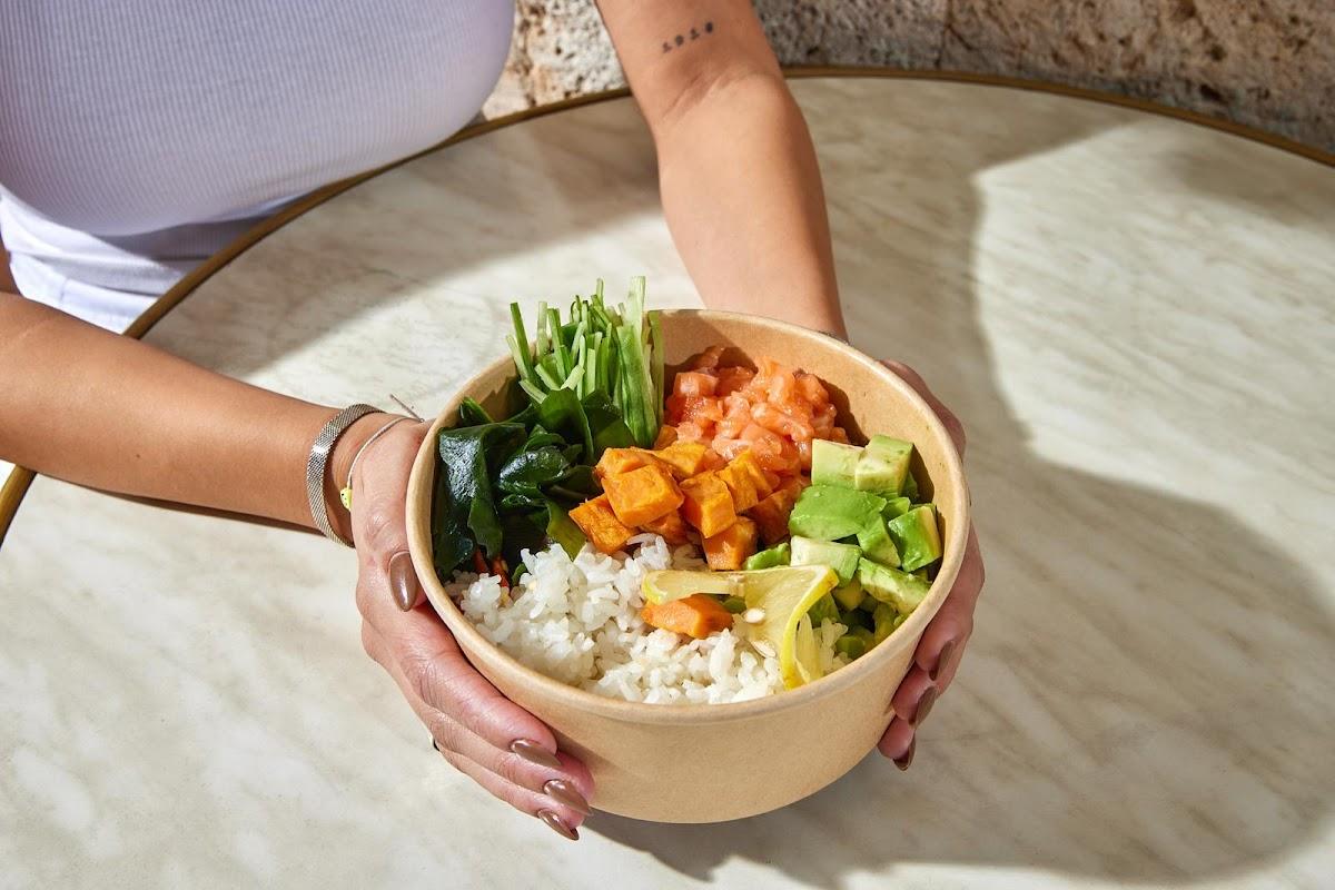 אומה יאנג Uma Young