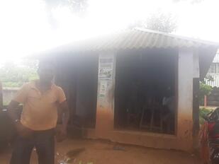 দশরথের চা এর দোকান