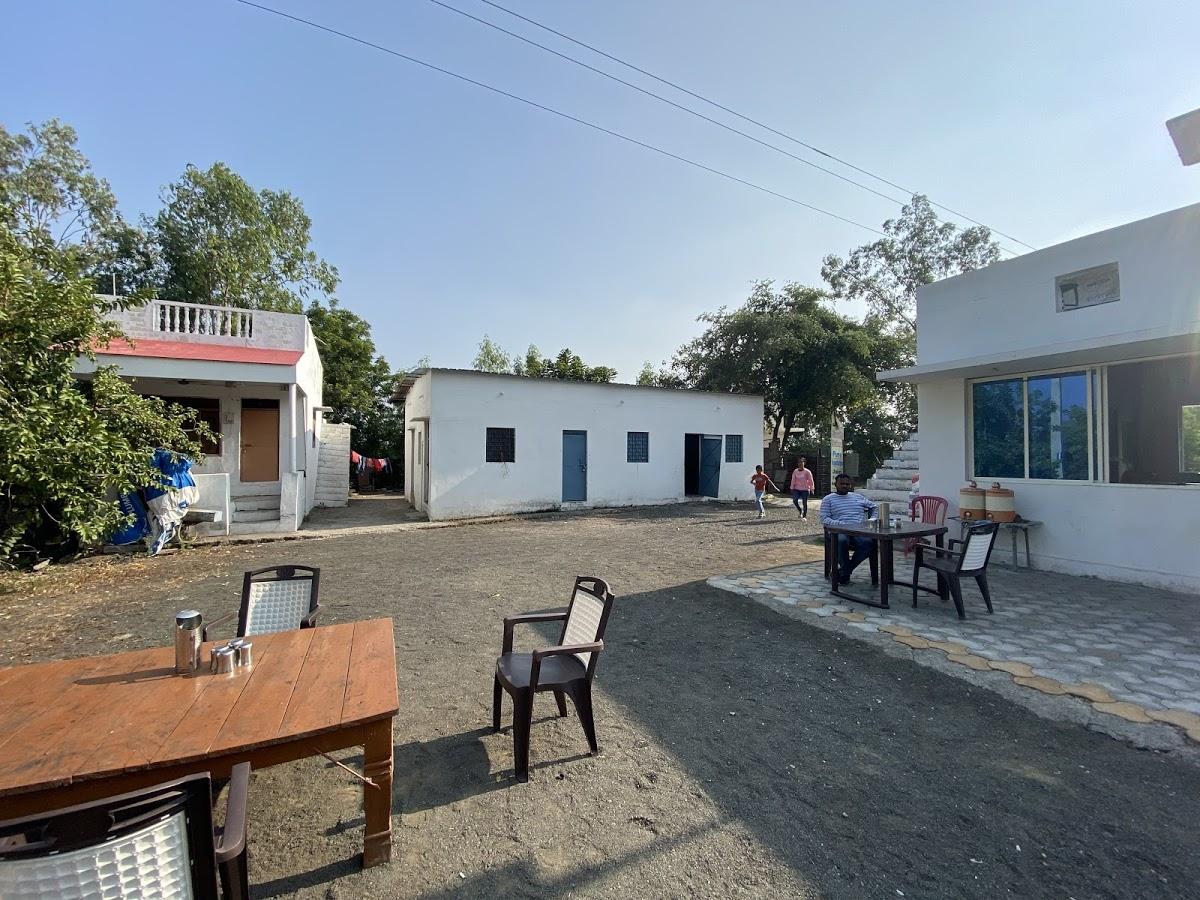 Jain Hotel & Family Restaurant