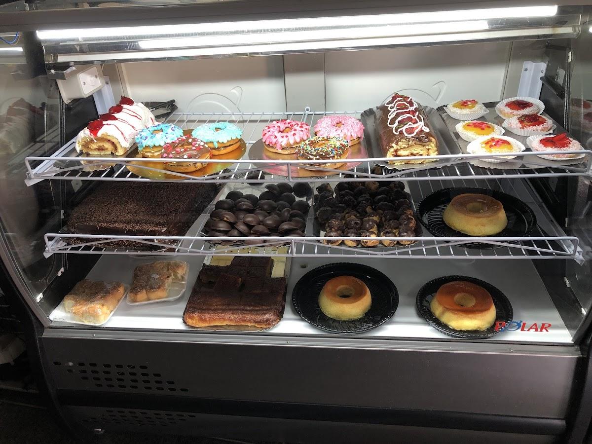 Pães de Vó Panificadora e Confeitaria