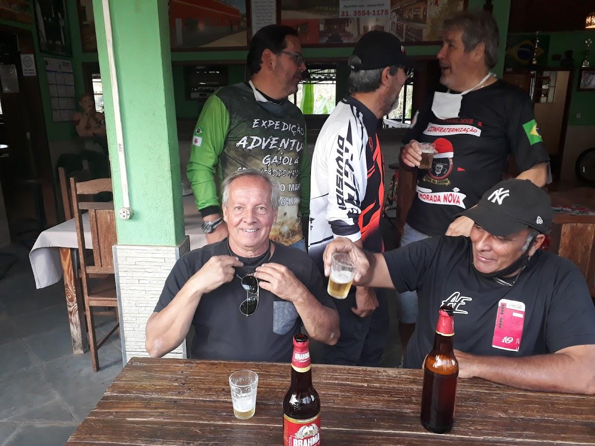 Restaurante e pousada porão casa velha