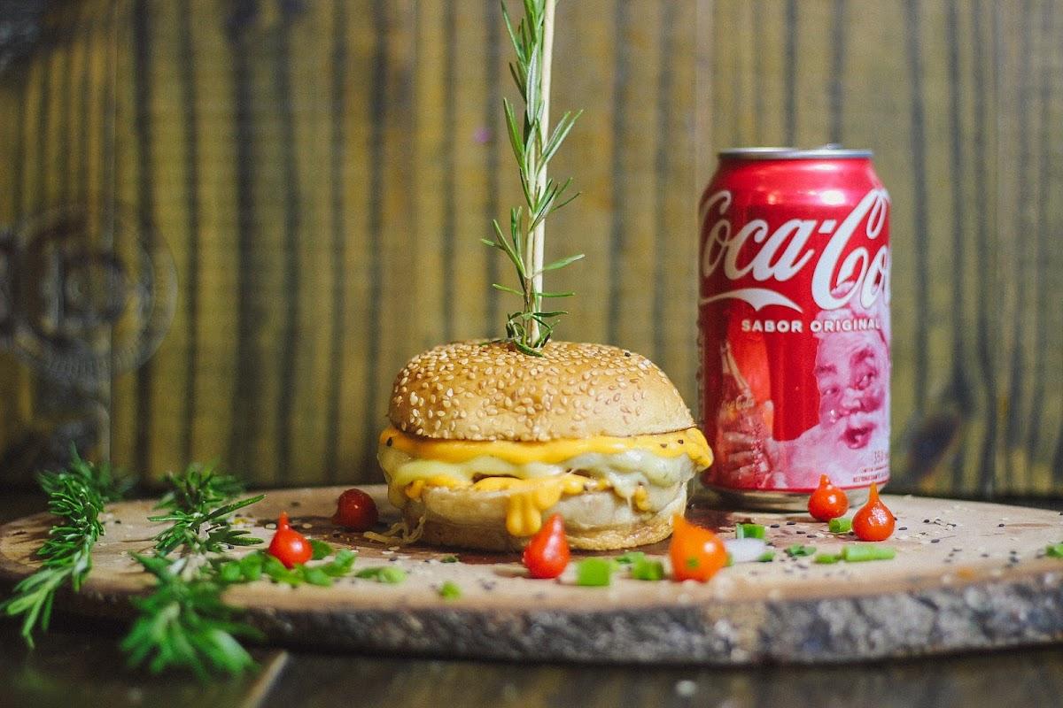 Bruttus Burger & Costela - Arraial d'Ajuda