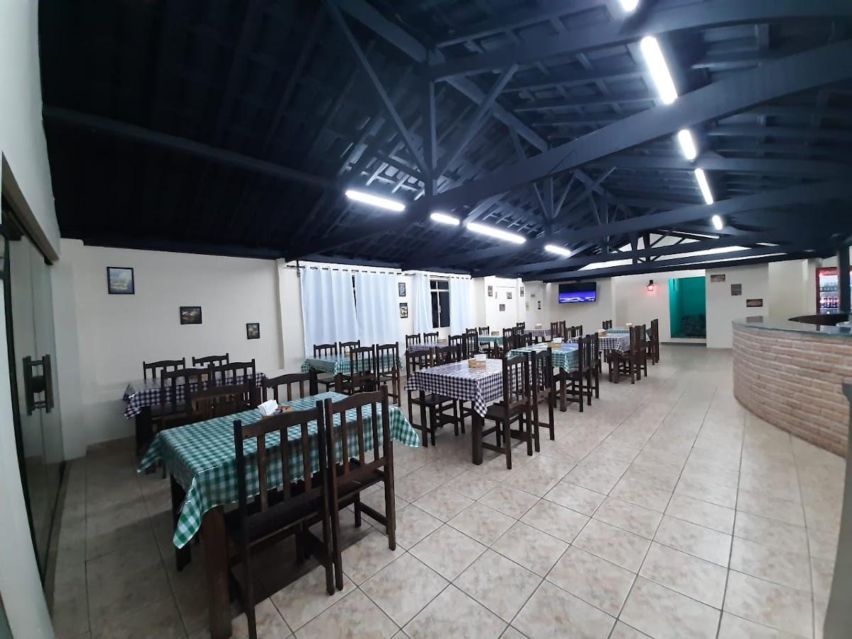 Pizzaria e Hamburgueria - O forno a lenha