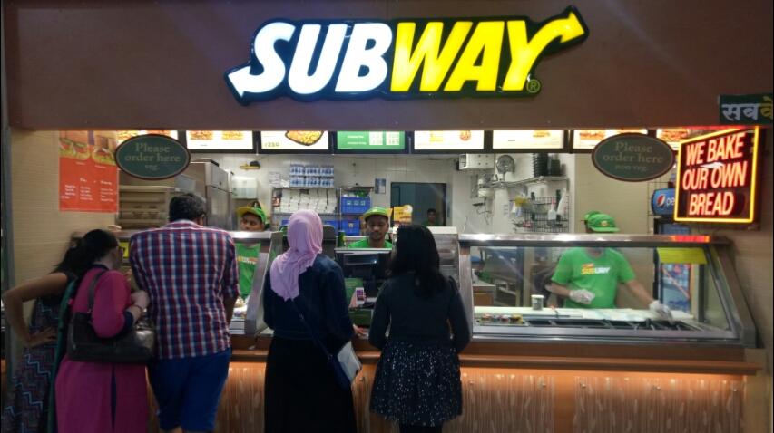 Subway Seasons Mall