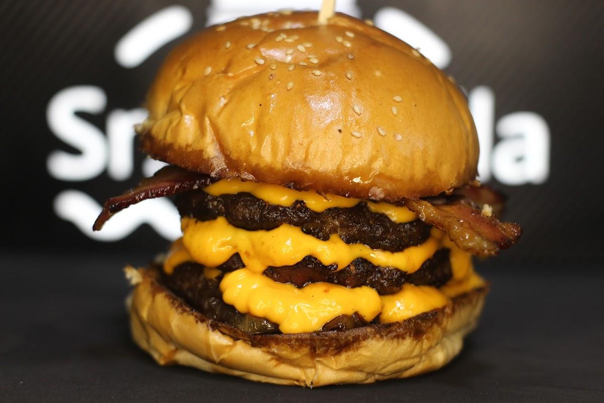 Sr. Costella Pizzaria e Hambúrgueria