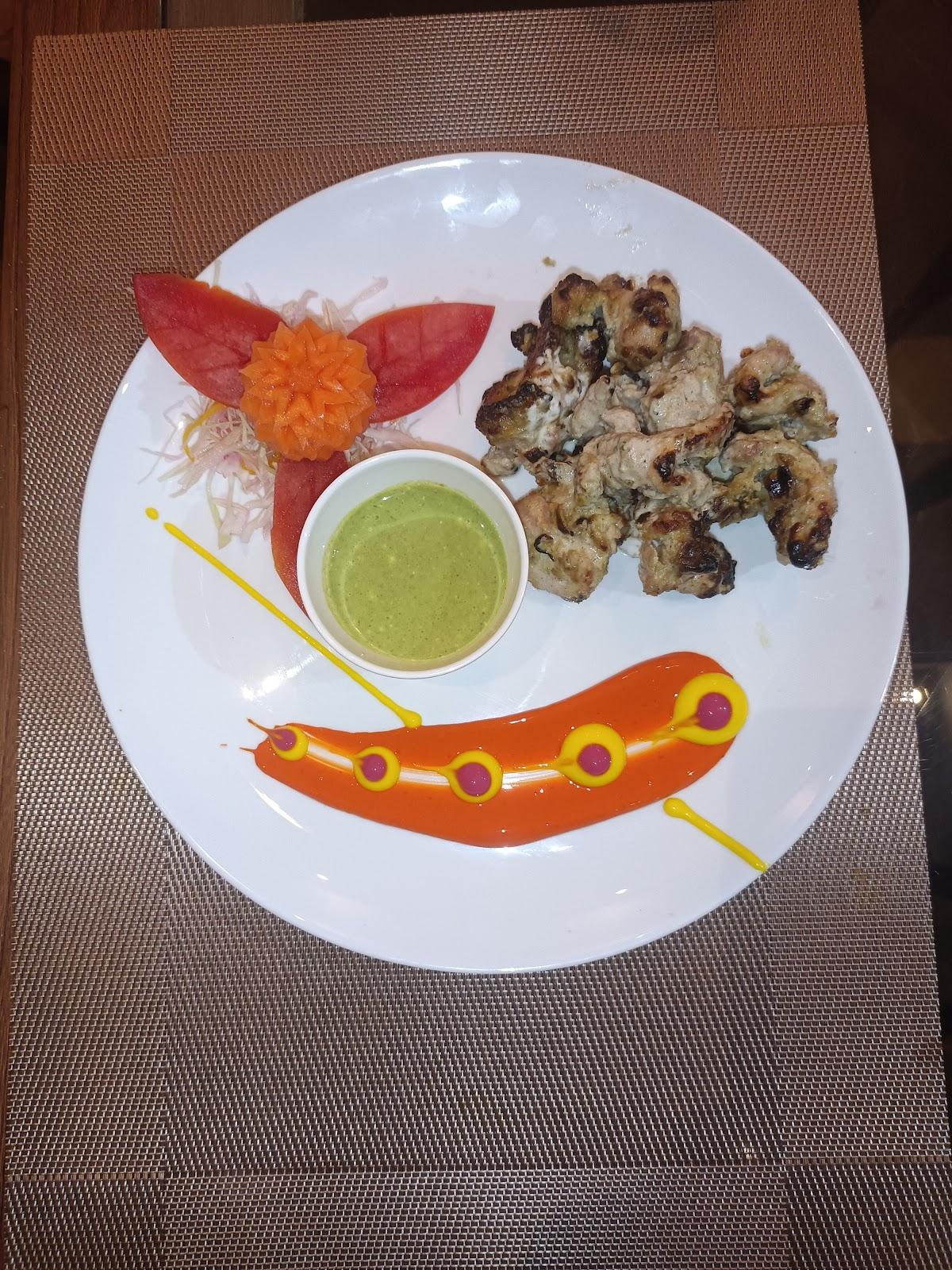 Golden Peaks Hotel & Restaurant