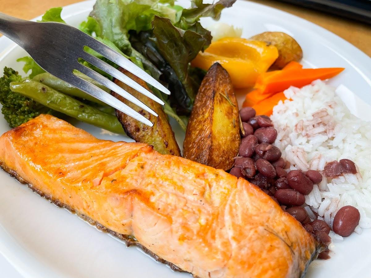 Girassol Laguna – Restaurante Cafeteria Posto Presentes Parada Completa