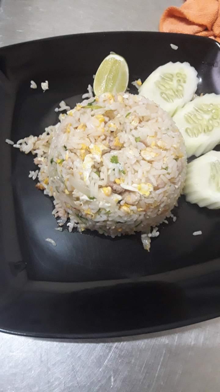 ร้านก๋วยเตี๋ยวหมูหมักขมิ้นแทนคุณ