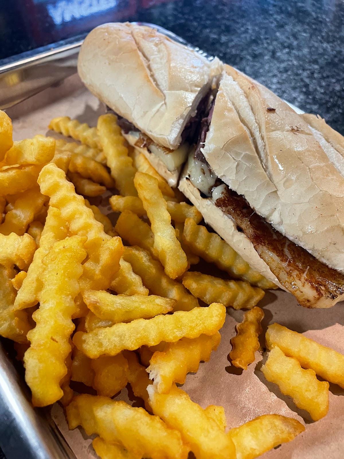 Mandaka Container Guará