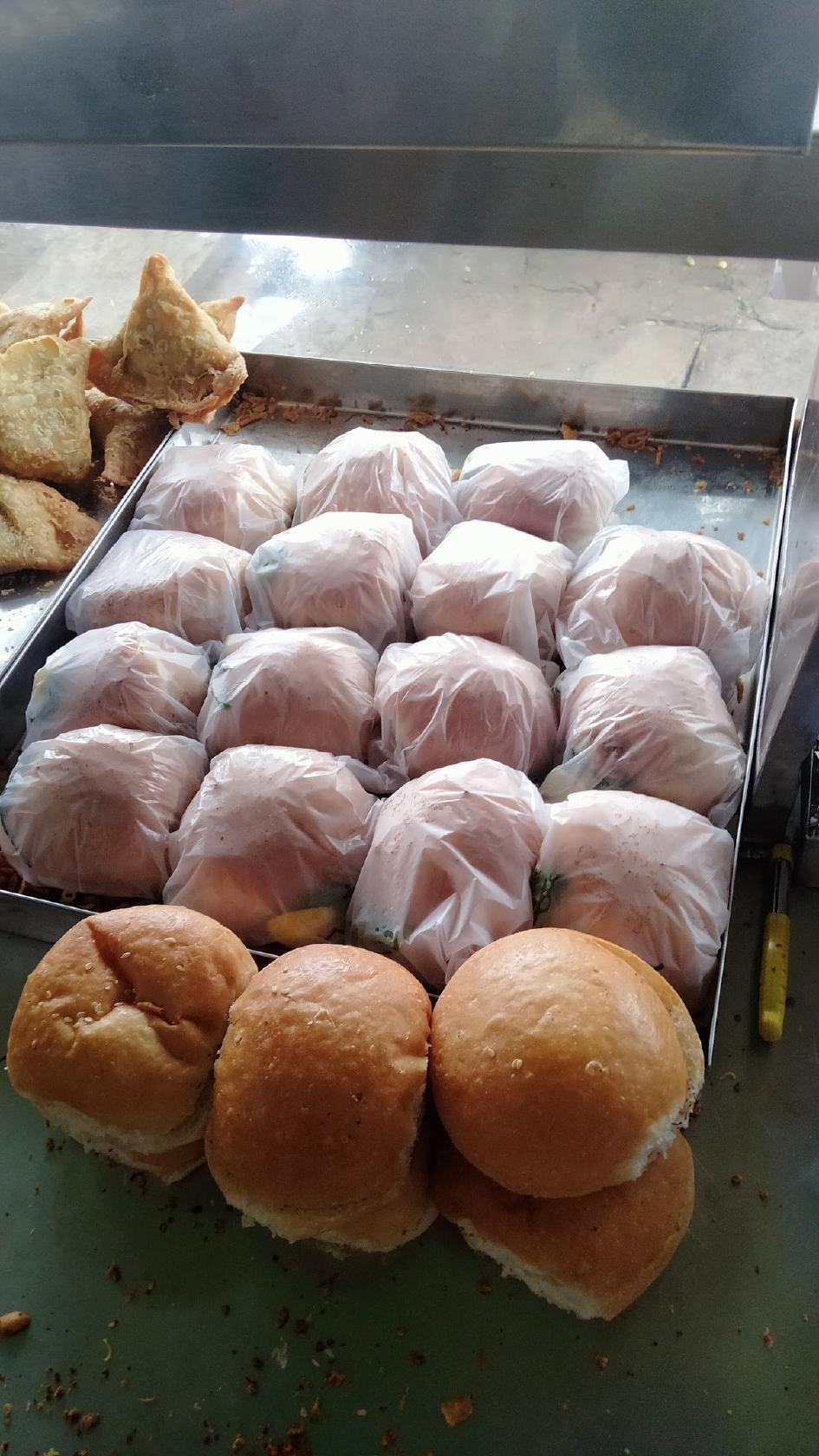 S.S.Bandhu Puneri Wadapav