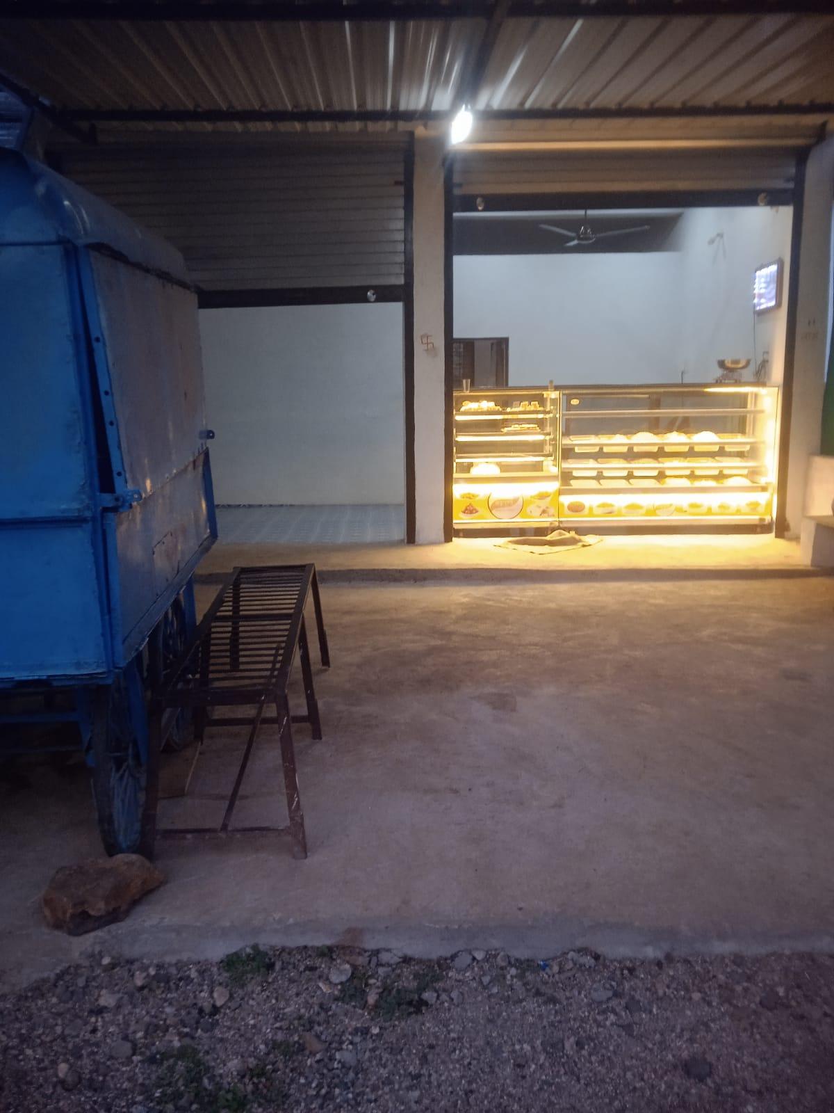 Annapurna Sweets & Namkeen