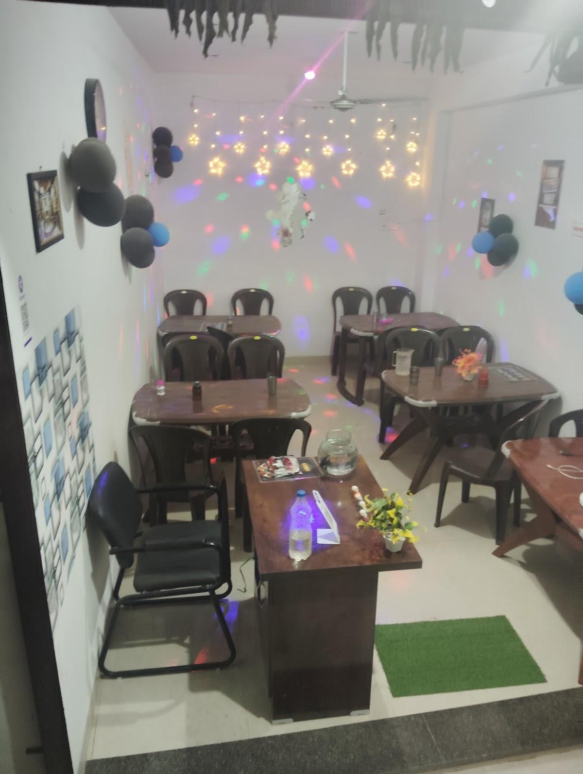 Suresh bhojnalay and nasta center