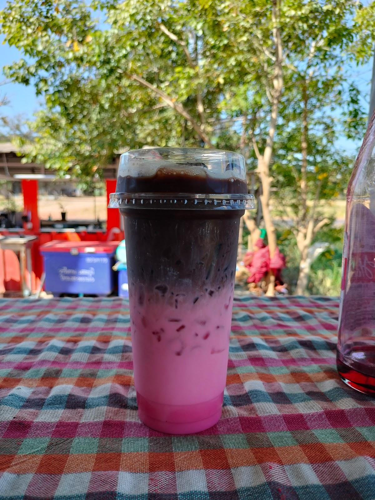 ร้าน อินดี้ คอฟฟี่ สาขาดงมัน