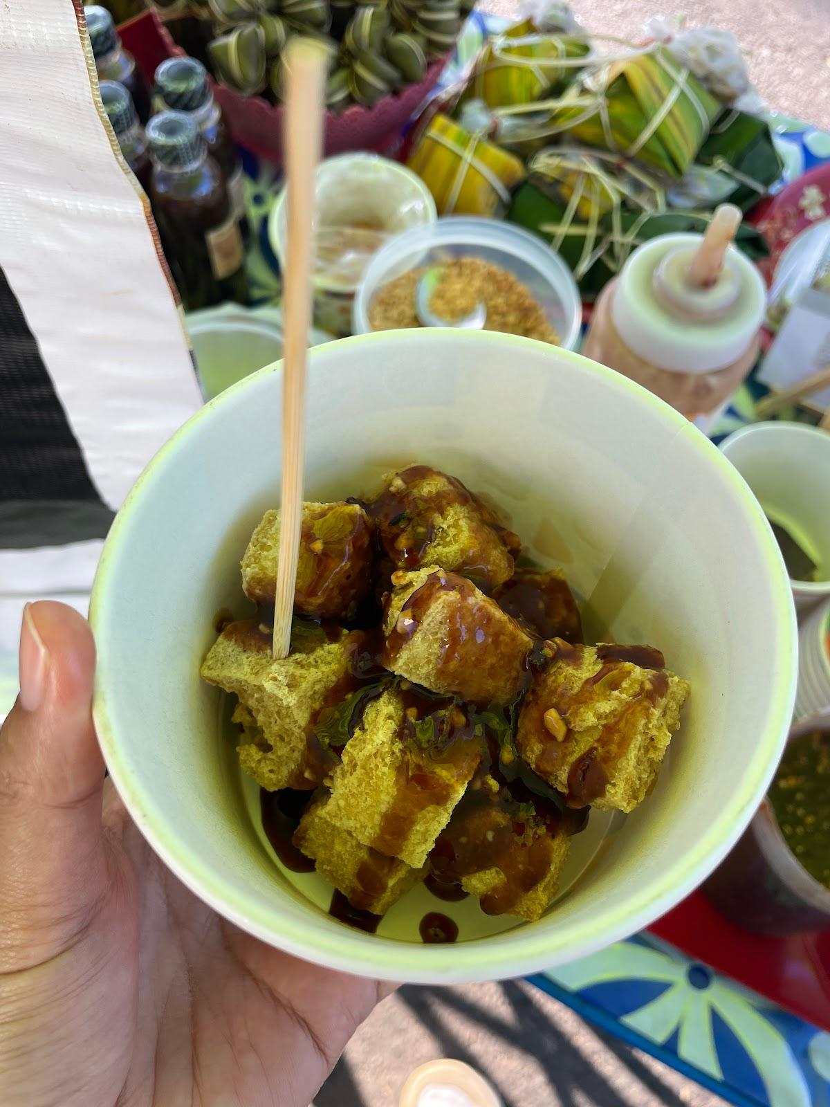 โถ่พูซิ่งดีเจเวียงสอน (Tofu)