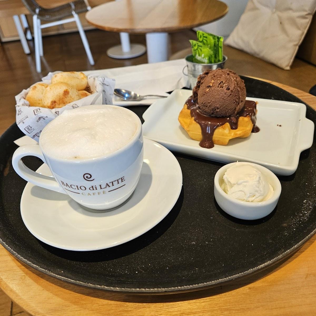 Bacio di Latte - Bianco Molina