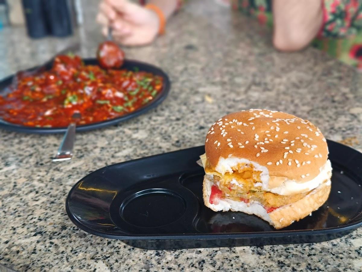 Queen’s Lake Foods