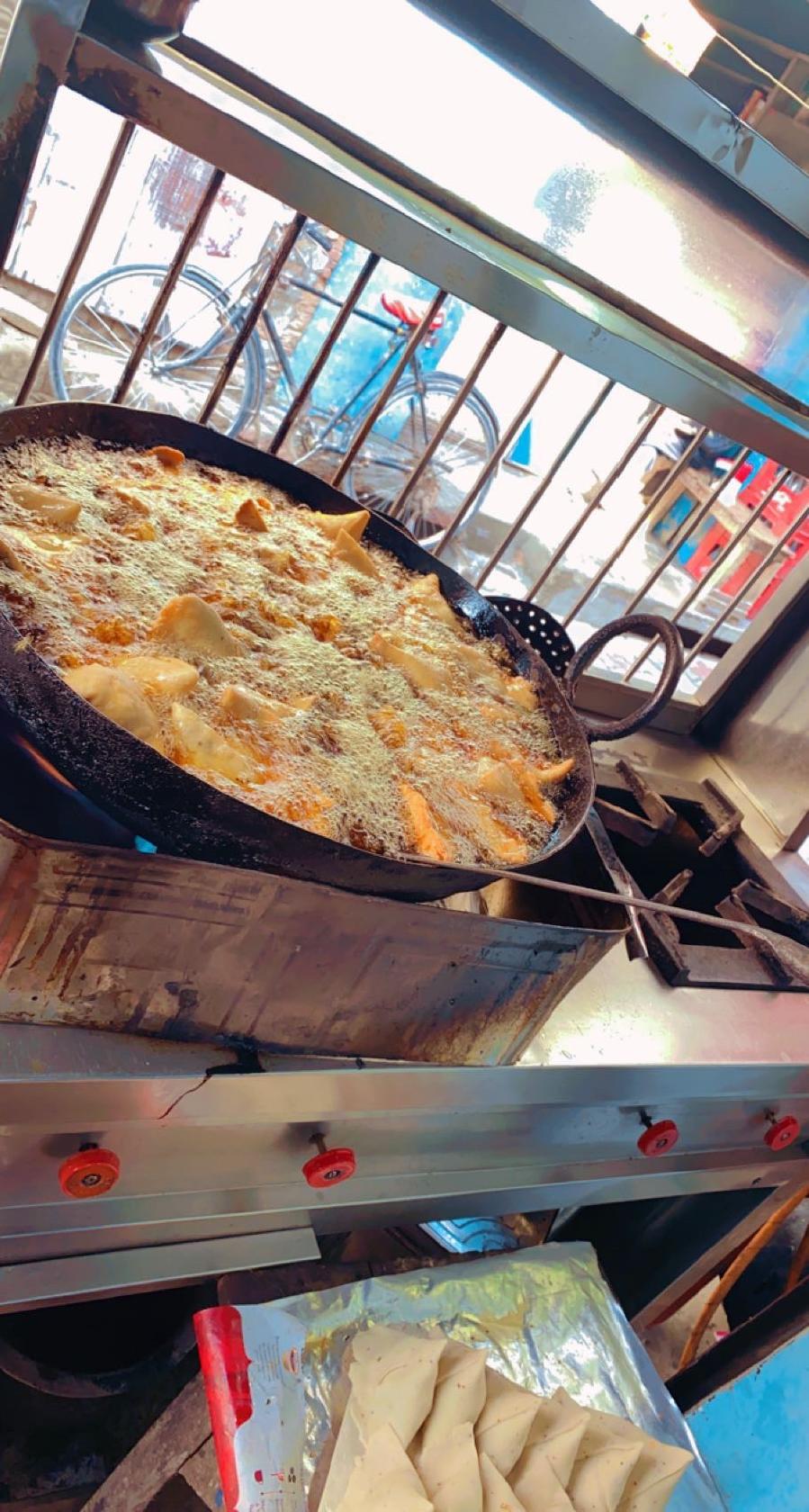 Lakshman Samosa Junction