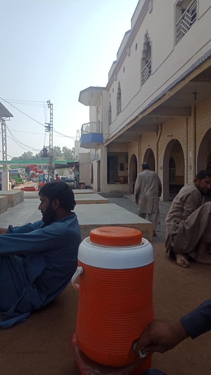 Feroz Khan Hotel