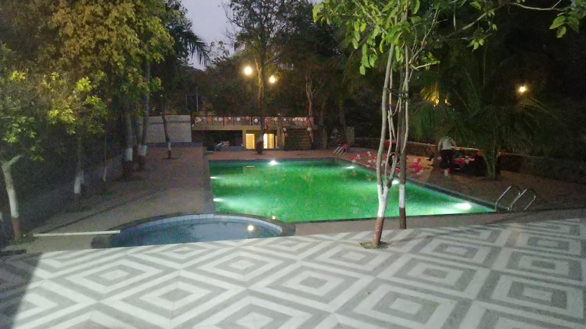 Hiranya Resort - Nature Retreat Cottages Restaurant Bar Camping Swimming Pool Pet Friendly