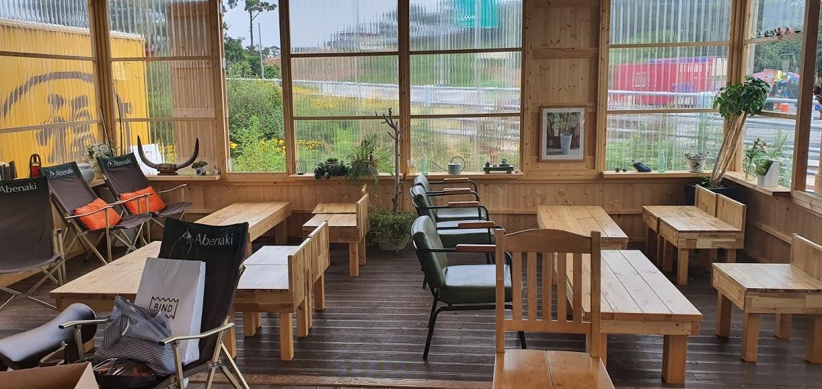 Munyeodo Bus Cafe, Jeollabuk-do
