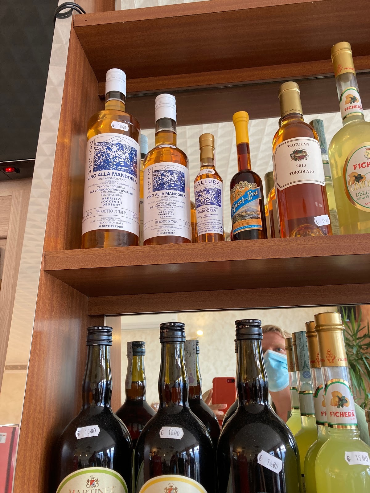 Snack-Bar "COSMOPOLITAN da Pippo"