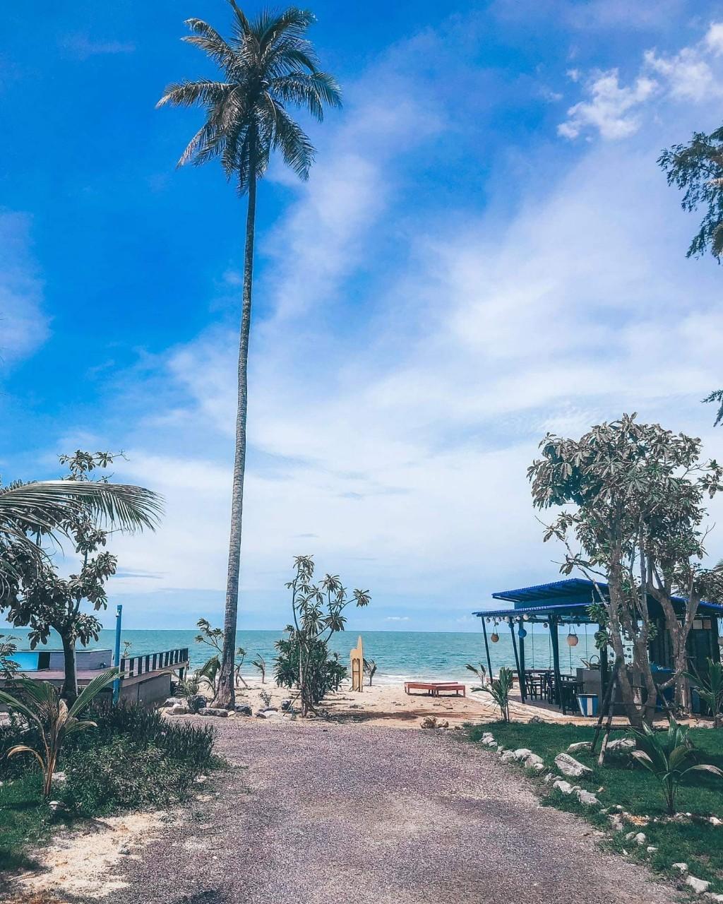 Shelly Beach Bar Khanom