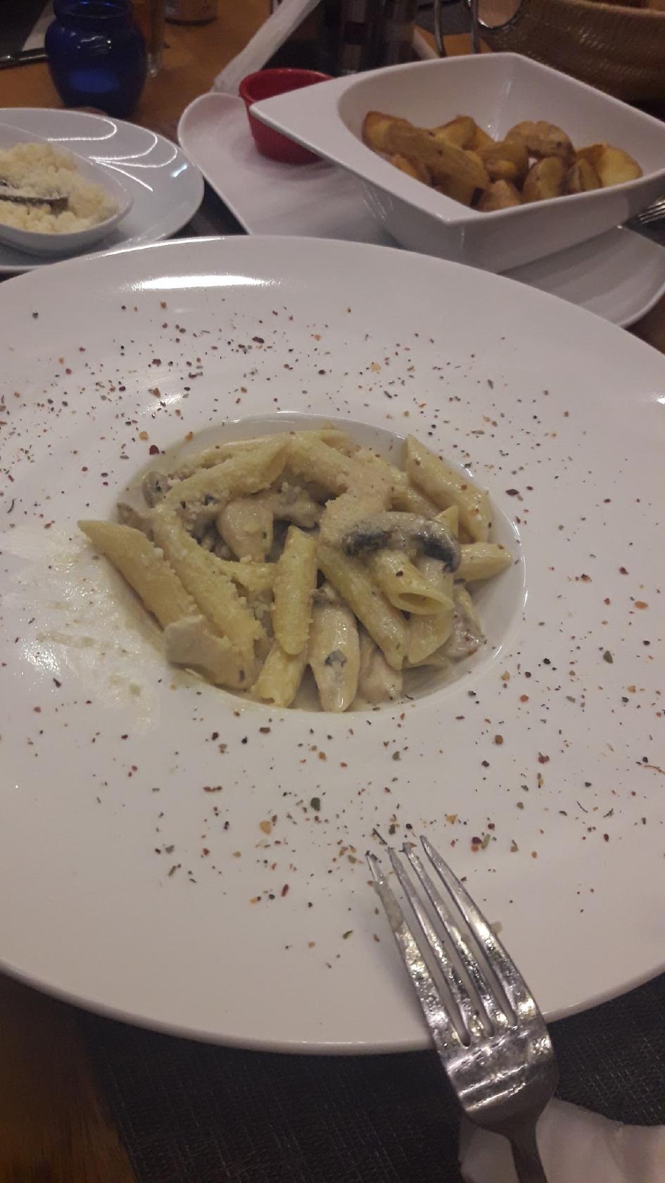 Sardinya Restaurant Cafe Bar Lounge