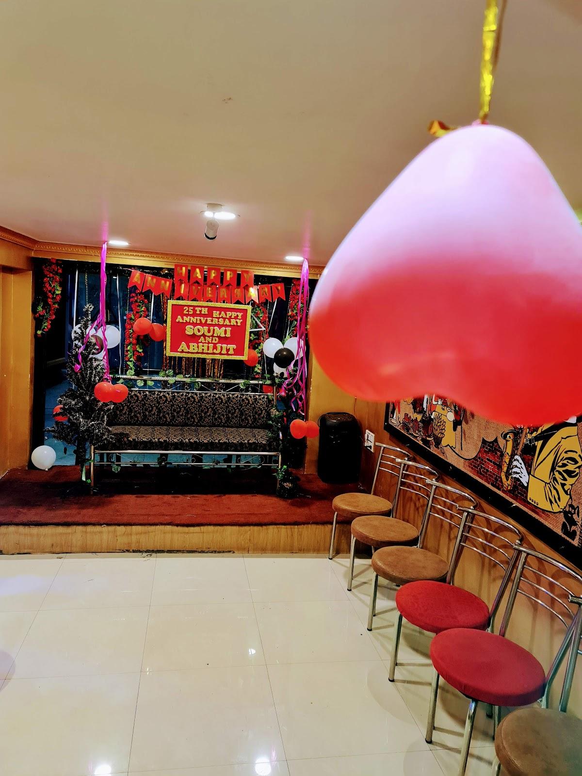 Luxe Billiard n Cafe