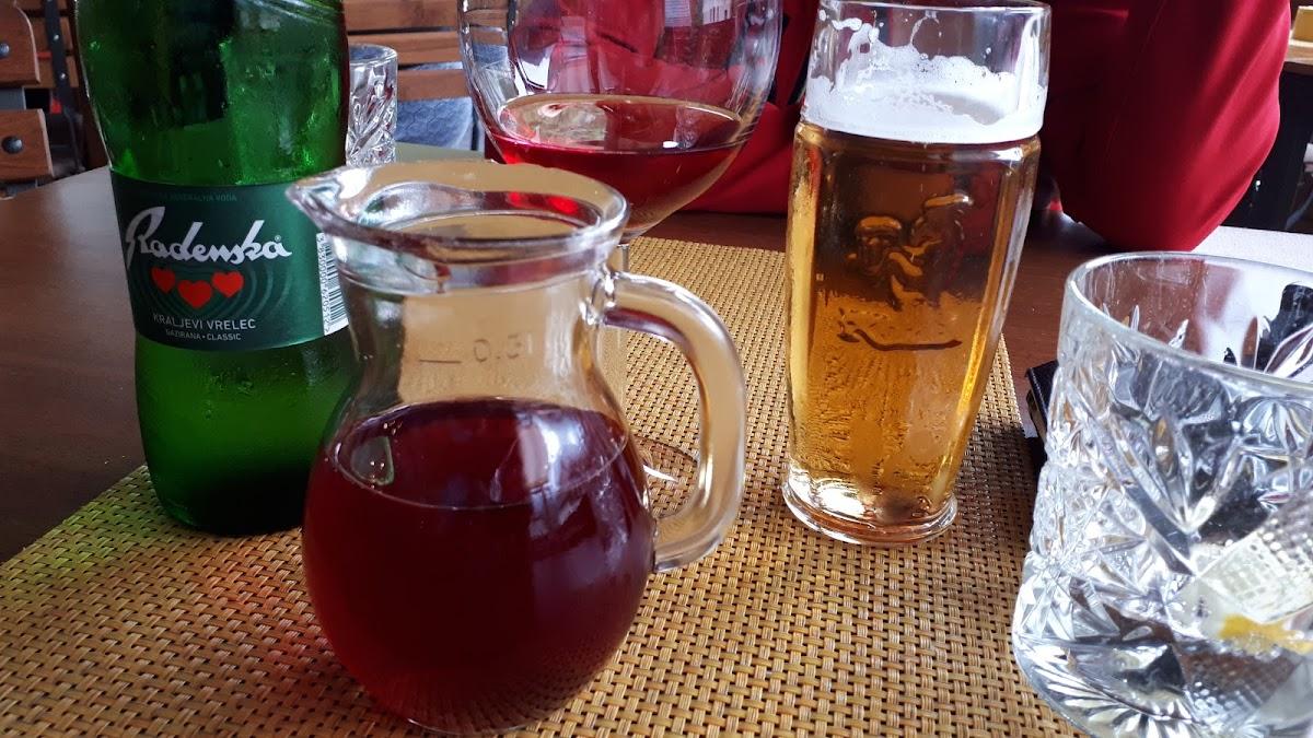 Bar - Medvedov Brlog, Medved Janez s.p.