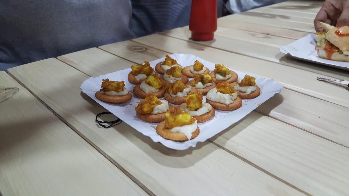 Banjo's The Food Chain - College Road