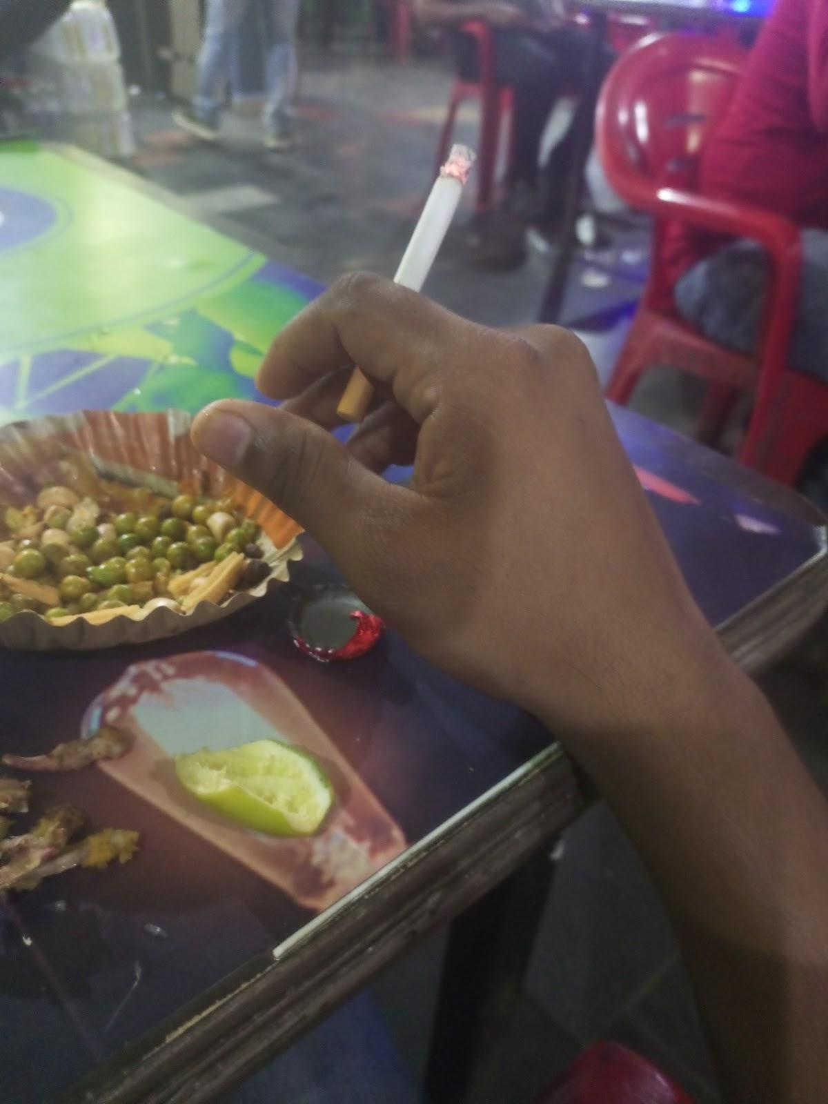 Golden Bar & Restaurant