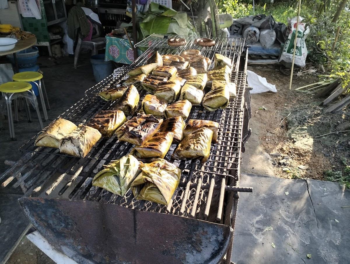 ร้านขายแอ๊บอ่องออ