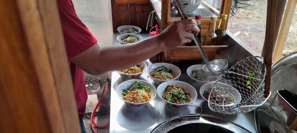 Mie ayam cikal wonopringgo