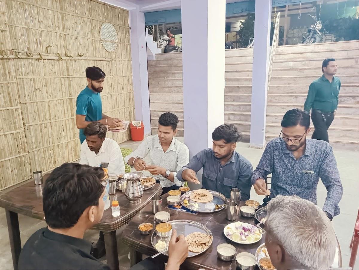 Shree shyam restaurant and pavitra bhojanalaya