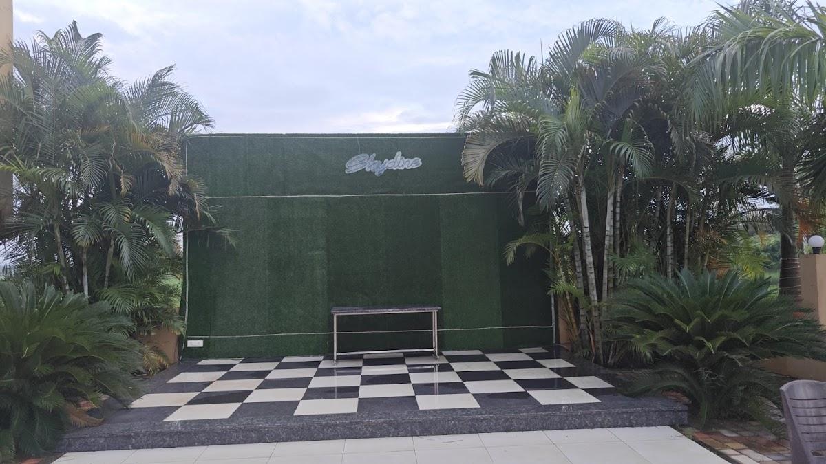 Skydine Rooftop Restaurant