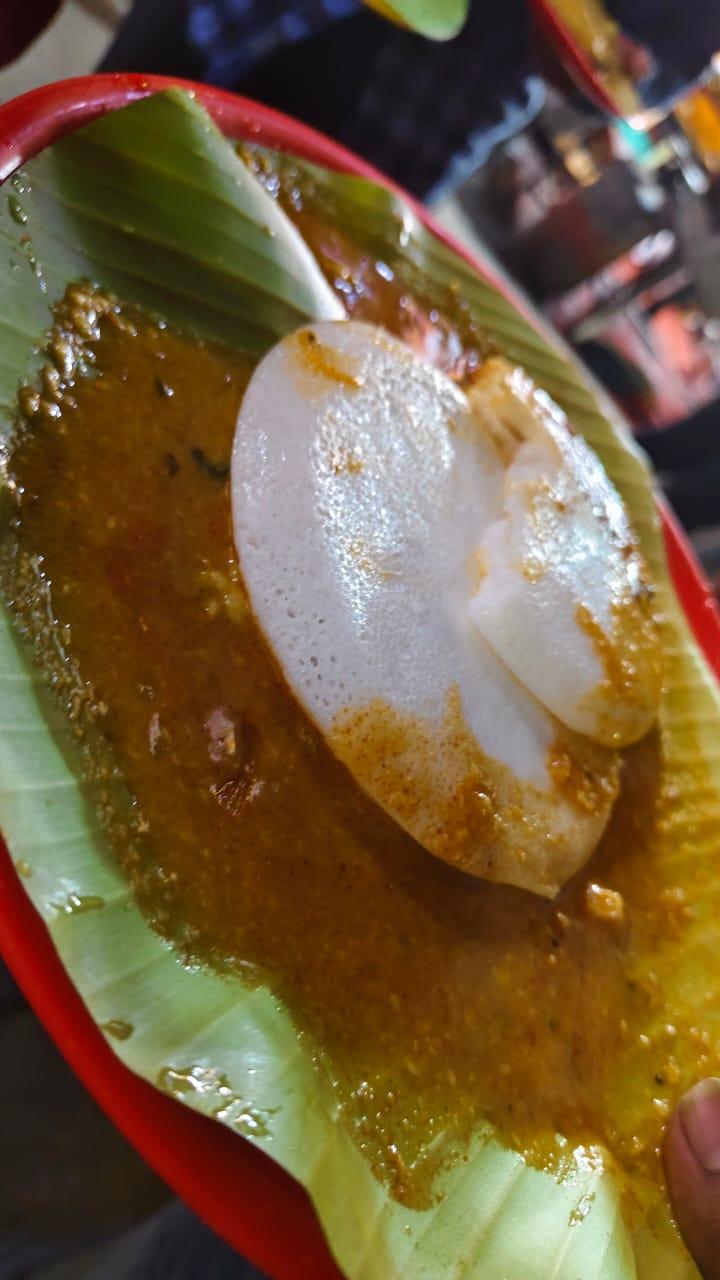 Aasai Thattu Idli